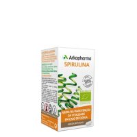 Box  of  Arkocapsules  Spirulina  Capsules  by  Arkopharma,  a  food  supplement  indicated  for  maintaining  vitality  and  reducing  fatigue.