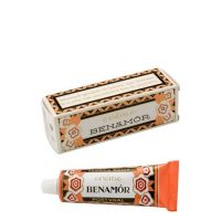 Jar  of  Benamor  Miracle  Face  Cream  by  Benamor,  a  moisturizing  cream  indicated  for  purifying  skin  and  eliminating  spots.