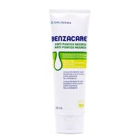 Tube  of  Benzacare  Anti  Blackheads  Exfoliating  Gel  by  Benzacare,  a  gel  indicated  for  eliminating  blackheads  and  pimples  on  oily  skin.