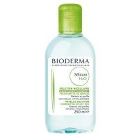 Bottle  of  Bioderma  Sebium  Micellar  Solution  H2O  by  Bioderma,  a  micellar  water  indicated  for  oily  and  acneic  skin.