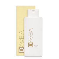 Bottle  of  DAveia  Neutral  Shampoo  by  DAveia,  a  neutral  shampoo  indicated  for  moisturizing  and  soothing  sensitive  scalps.