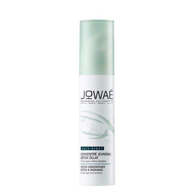 jowaeconcentradorejuvenescedornoite30.jpg Bottle of Jowaé Black Tea Concentrate Rejuvenating Night Detox by Jowaé, a gel serum indicated for night detox.