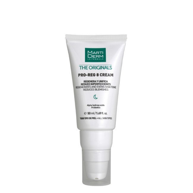 martidermproreg8creme.jpg Jar of Martiderm The Originals Pro-Reg 8 by Martiderm, a cream indicated for regenerating and reducing skin imperfections.