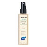 Spray  of  Phytodetox  Rehab  Mist  Spray  by  Phytodetox,  a  hair  mist  indicated  for  purifying  and  refreshing  the  hair  and  scalp.