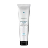 Bottle  of  Skinceuticals  Glycolic  Renewal  Cleanser  by  Skinceuticals,  a  cleansing  gel  indicated  for  exfoliating  and  purifying  the  skin.