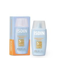 Bottle  of  Isdin  Fotoprotector  Fusion  Water  SPF50,  a  water-phased  sunscreen  indicated  for  daily  high  UV  protection.
