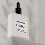 a creamy serum indicated for firming and smoothing wrinkles.