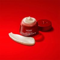 a  night  cream  indicated  for  correcting  signs  of  aging.