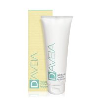 Bottle  of  DAveia  Pediatric  Body  Moisturizer  by  DAveia,  a  body  lotion  indicated  for  hydrating  dry  and  atopic  skin  in  children.