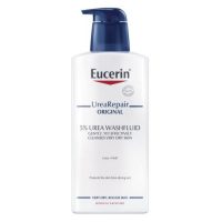 a  shower  gel  indicated  for  moisturizing  dry  skin.