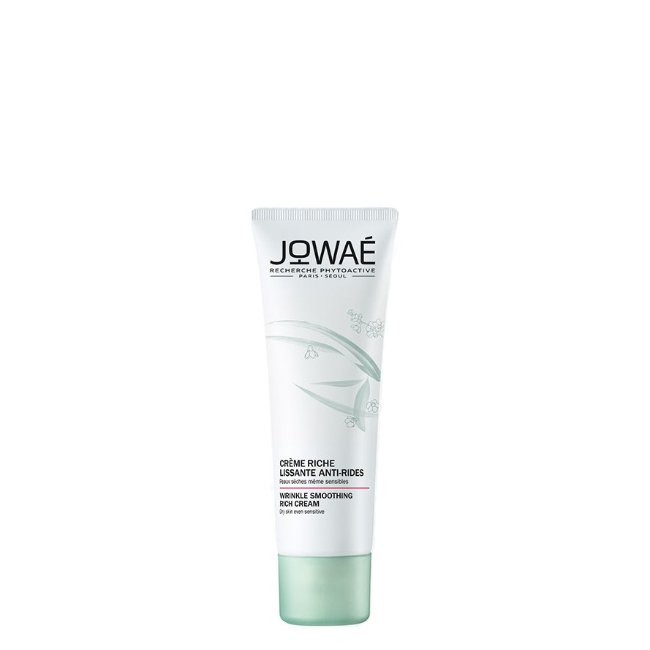 jowaeginsengvermelhocremerico Jar of Jowaé Red Ginseng Rich Anti Wrinkle Cream by Jowaé, a rich cream indicated for smoothing and firming the skin.