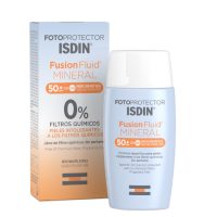 Bottle  of  ISDIN  Fotoprotector  Fusion  Fluid  Mineral  SPF50