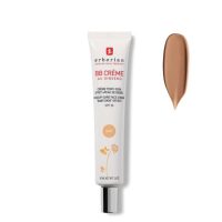 Tube  of  Erborian  BB  Crème  Doré  by  Erborian,  a  BB  cream  indicated  for  matifying  and  evening  out  the  complexion  of  tanned  skin.