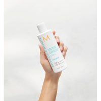a conditioner indicated for detangling and adding hair volume.