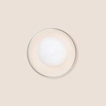 a  mousse  indicated  for  cleansing  skin  while  reducing  redness.