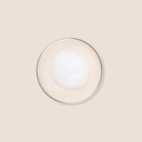 a  mousse  indicated  for  cleansing  skin  while  reducing  redness.