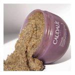 a body scrub indicated for eliminating dead skin cells.