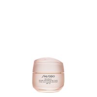 Jar  of  Shiseido  Benefiance  Wrinkle  Smoothing  Day  Cream  SPF25,  a  day  cream  indicated  for  fighting  signs  of  aging  and  UV  rays.
