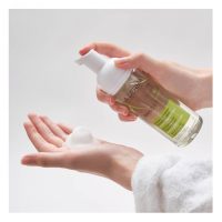 a cleansing foam indicated for removing makeup from sensitive skin.