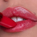 Catrice Wild Hibiscus Bálsamo Labial 4,2g - Image 2