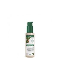 Bottle  of  Cupuaçu  Butter  Repairing  CICA-Serum  by  Klorane,  a  rich  serum  indicated  for  thermal  protection  of  dry  hair.