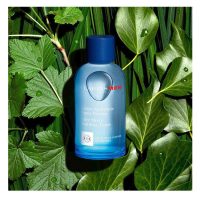 a  cooling  lotion  indicated  for  soothing  skin  after  shaving.