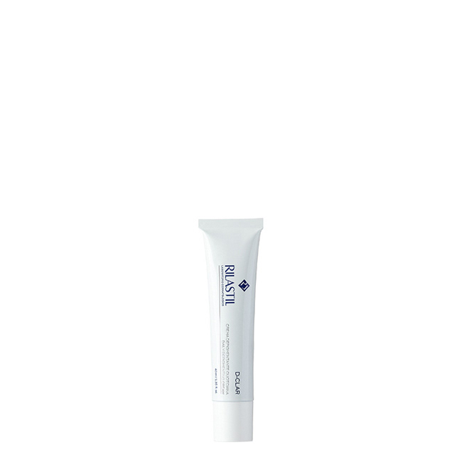 RilastilD-ClarCremeDespigmentante40ml Tube of Rilastil D-Clar Daily Depigmenting Cream by Rilastil, a depigmenting cream indicated for reducing dark spots and brightening.