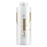 a  shampoo  indicated  for  moisturizing  and  shine.