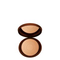 Compact  of  Esthederm  Solaire  Poudre  Protectrice  Soleil  Modéré  Powder  by  Esthederm,  a  powder  indicated  for  sun  protection.