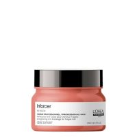 Jar  of  Inforcer  Mask  by  LOréal  Professionnel,  a  fortifying  hair  mask  indicated  for  brittle  and  breakage-prone  hair.