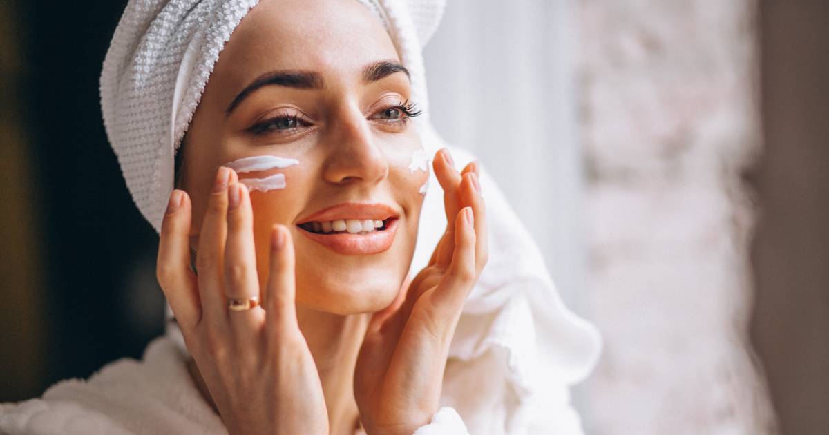 Skincare Routine Application