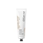 a balm indicated for hydrating dry areas of the body and hair.