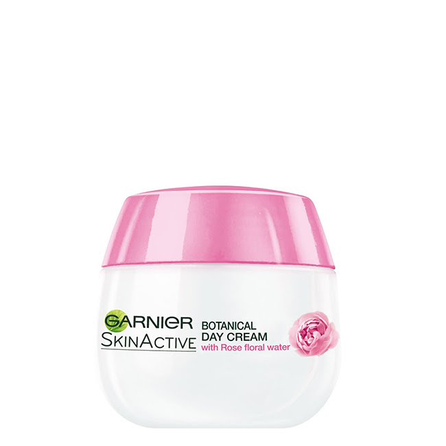 GarnierSkinActiveRoseFloralWaterDayCream50ml Garnier SkinActive Rose Floral Water Day Cream 50ml