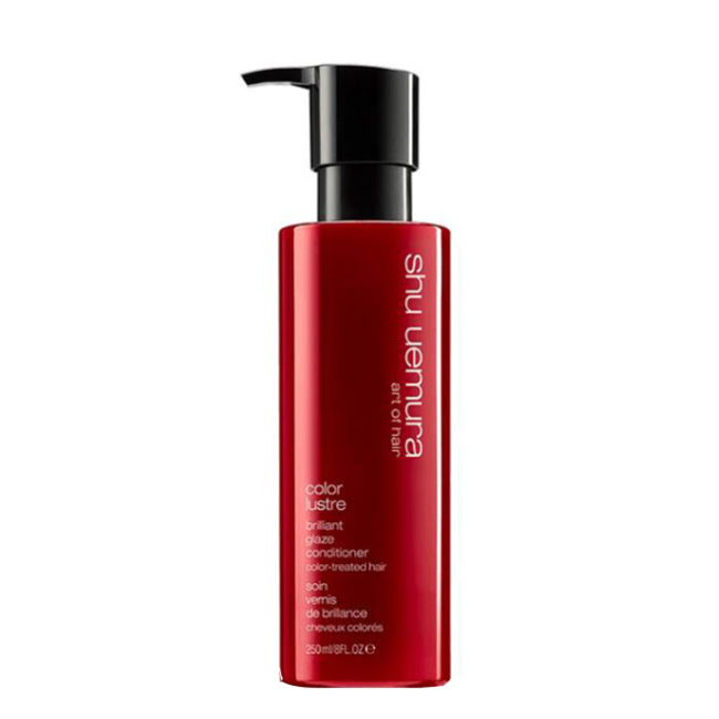 ShuUemuraColorLustreBrilliantGlazeConditioner250ml Bottle of Shu Uemura Color Lustre Brilliant Glaze Conditioner, an oil conditioner indicated for nourishing and preventing color fading.