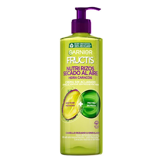GarnierFructisHydraCurlsStylingCream400ml Bottle of Garnier Fructis Hydra Curls Styling Cream by Garnier, a styling cream indicated for strengthening curls.