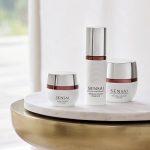 a smooth cream indicated for hydrating the eye contour.