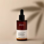 a dry oil indicated for nourishing and regenerating skin.