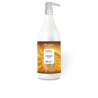 Bottle  of  Alcantara  Cosmética  Curly  Hair  System  Smooth  Conditioner  by  Alcantara  Cosmética,  a  creamy  conditioner  for  curls.