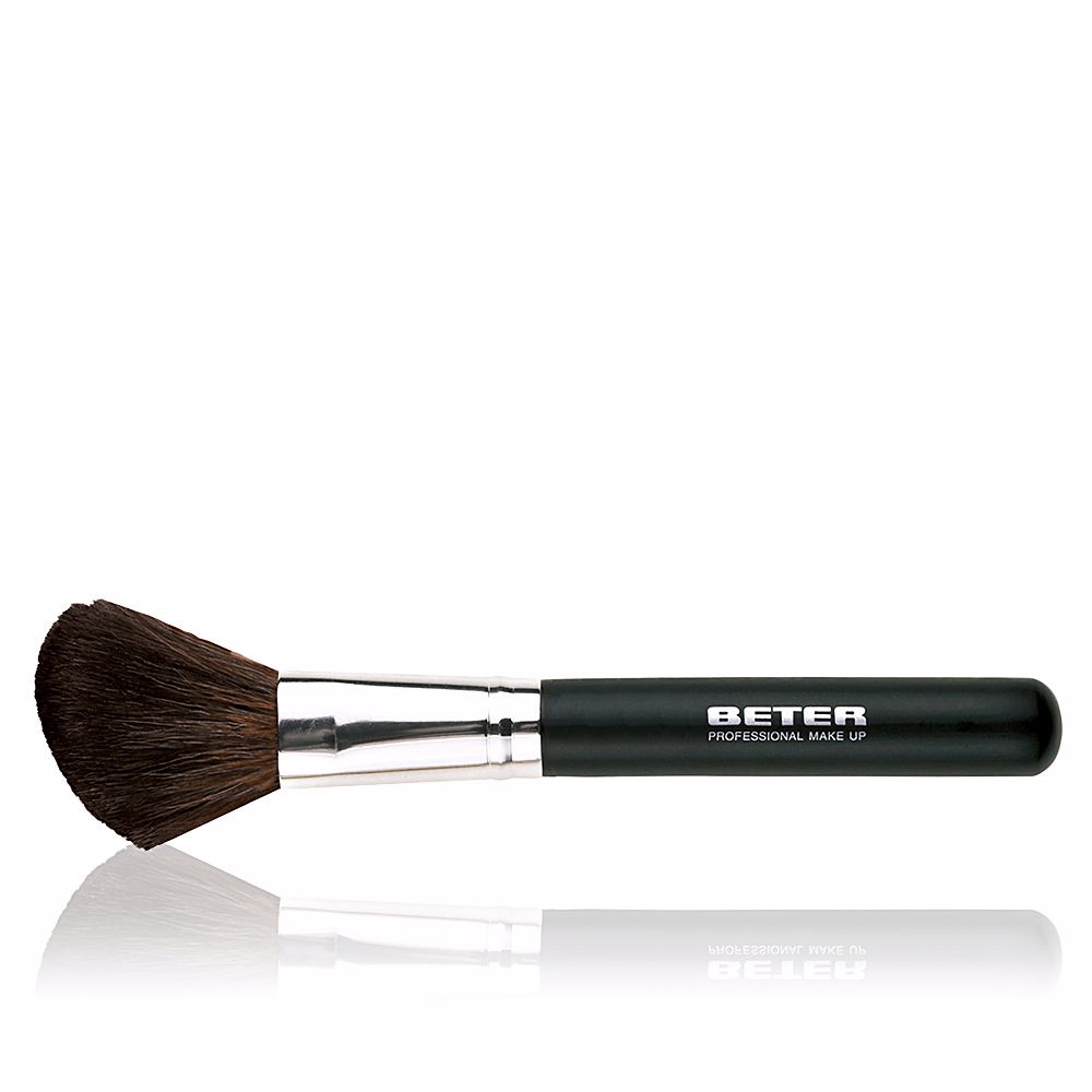 BeterProfessionalMakeupAngledBrush158cm Beter Professional メイク用アングルブラシ 15,8cm - 画像 (1)