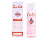 Bottle  of  Bio-Oil  Purcellin  Oil  by  Bio-Oil,  a  moisturizing  oil  indicated  for  improving  the  appearance  of  scars  and  stretch  marks.