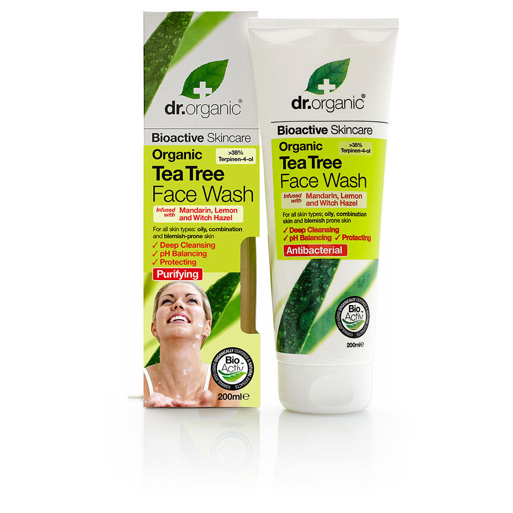 Dr.OrganicBioactiveOrganicTeaTreeFaceWash200ml Bottle of Dr. Organic Bioactive Organic Tea Tree Face Wash, a purifying face wash indicated for cleansing and drying out blemishes.