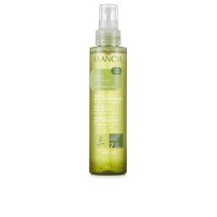 Bottle  of  Elancyl  Slim  Design  Anti-Cellulite  Oil  by  Elancyl,  an  oil  indicated  for  reducing  the  appearance  of  cellulite  and  stretch  marks.