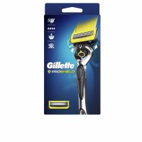 Gillette Fusion 5 Proshield Razor with 1 Spare Part