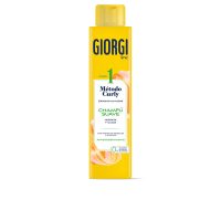 Bottle  of  Giorgi  Line  Curly  Shampoo  by  Giorgi,  a  gentle  shampoo  indicated  for  hydrating  and  repairing  curly  and  wavy  hair.