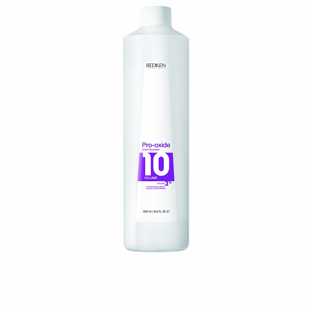 RedkenPro-OxideDeveloper10Vol.1000ml Bottle of Redken Pro-Oxide Developer 10 Vol. by Redken, a developer indicated for professional hair coloring results.