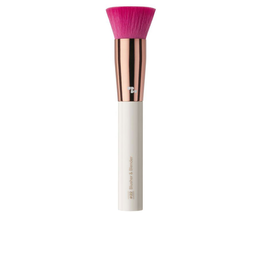 UrbanBeautyUnitedCheekyStreetBlushBrush Urban Beauty United Cheeky Street Pincel para Blush - Image 1