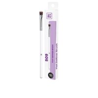 Ilū Flat Definer Brush 509