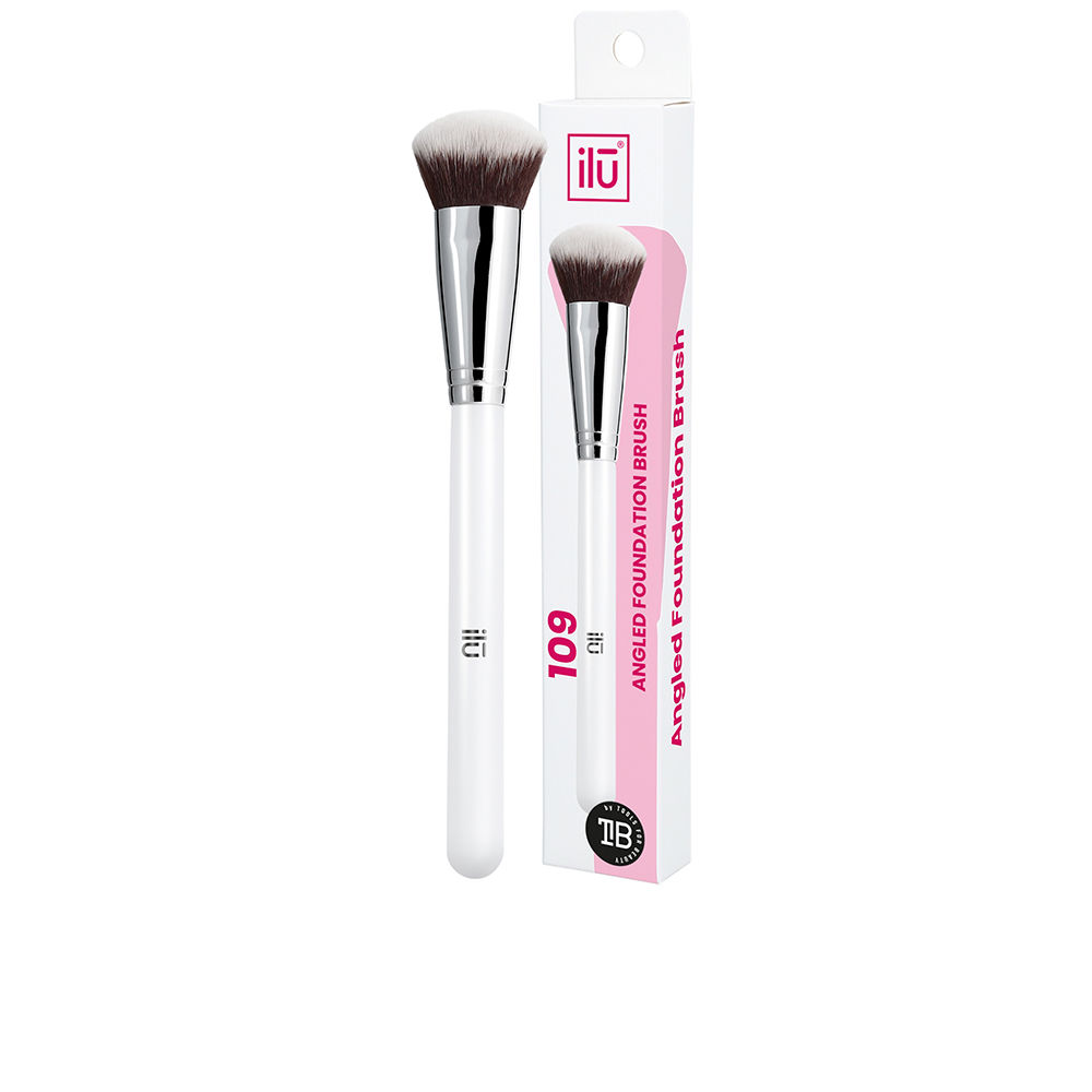 IlūFoundationAngleBrush109 Ilū Foundation Angle Brush 109