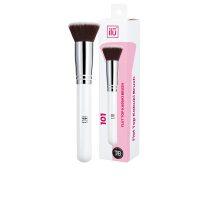 Ilū Kabuki Flat Brush 101