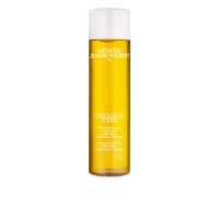 Bottle  of  Jeanne  Piaubert  Gestuelle  D  Eau  Gentle  Water  Oil,  a  hydrating  oil  indicated  for  nourishing  and  soothing  the  skin.